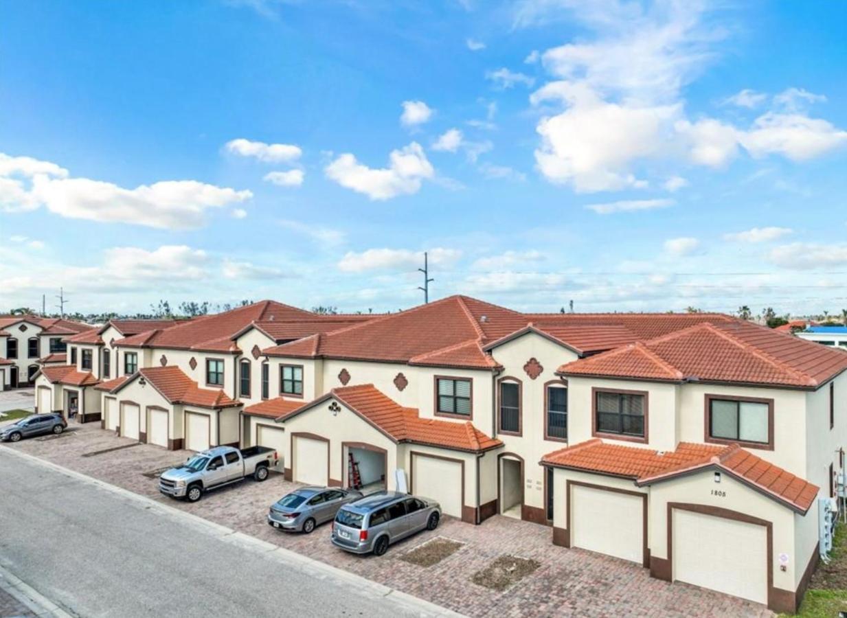 Luxury Oasis - Pool, Bbq, Patio - Cape Coral, Florida Apartment Екстериор снимка